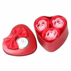 Meilleure vente ⭐ Totalcadeau Coffret boîte coeur avec 3 savons roses rouges idée cadeau ✨
